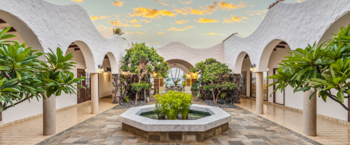 $55,000,000 – 3735 Diamond Head Road