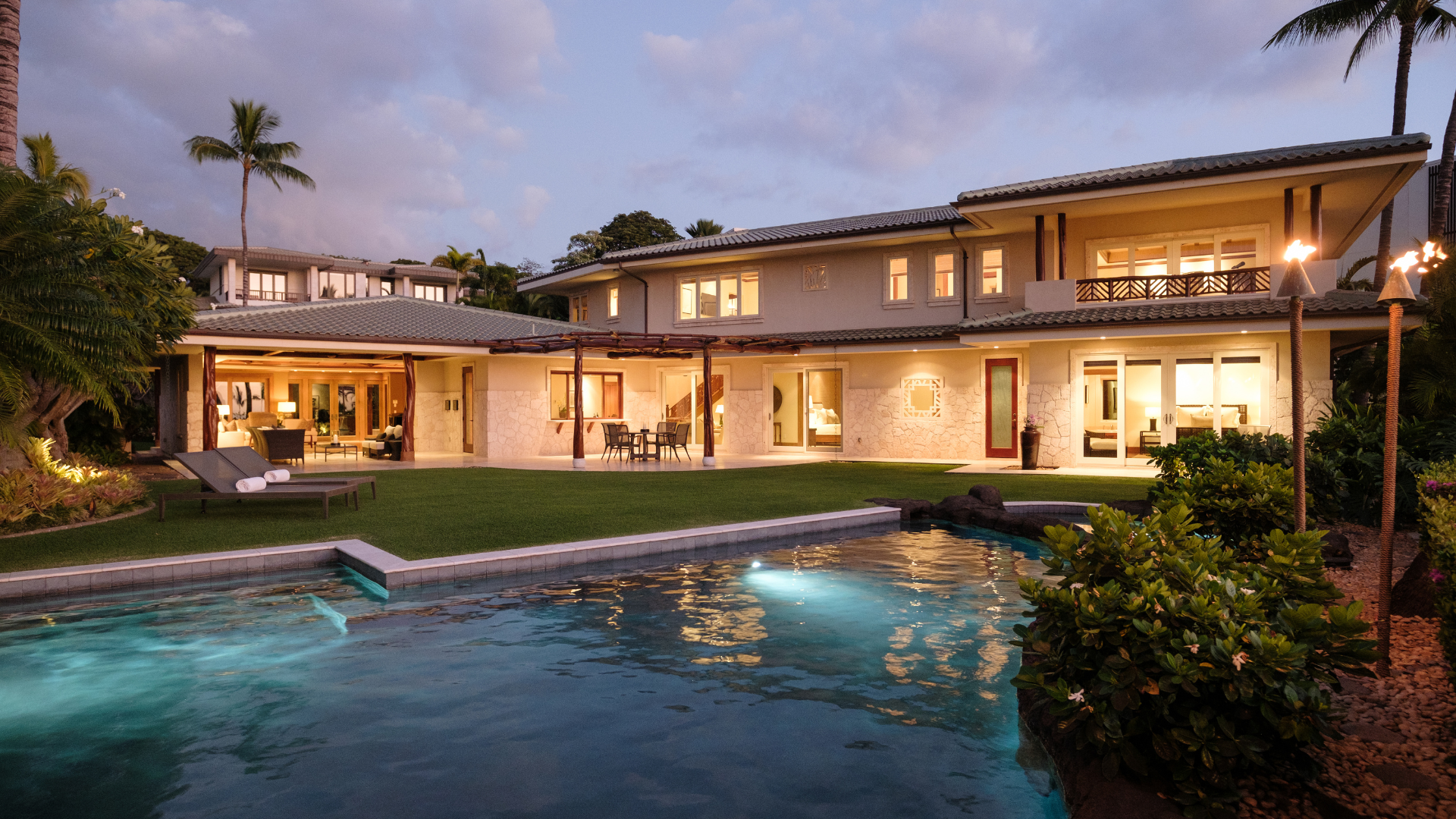 $16,000,000 – 19 Malukai Ln